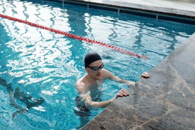 Pompe piscine naturelle : critères de choix et dimensionnement